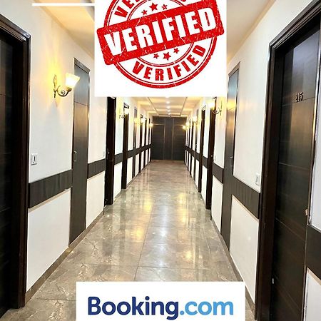 Hotel Jb Residency !! Luxurious & Royal Balcony Rooms !! Large Rooms Zirakpur Εξωτερικό φωτογραφία
